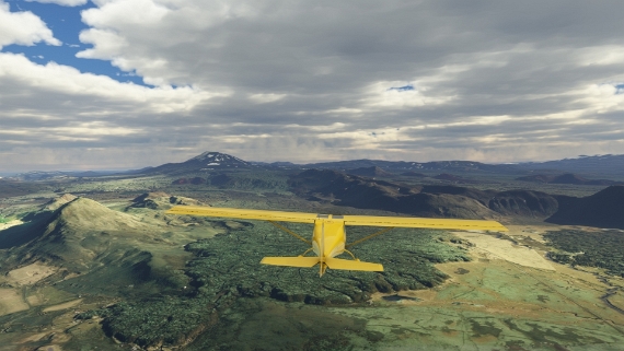 FS23_10594 Anflug auf die Hekla, einem der aktivsten Vulkane Islands